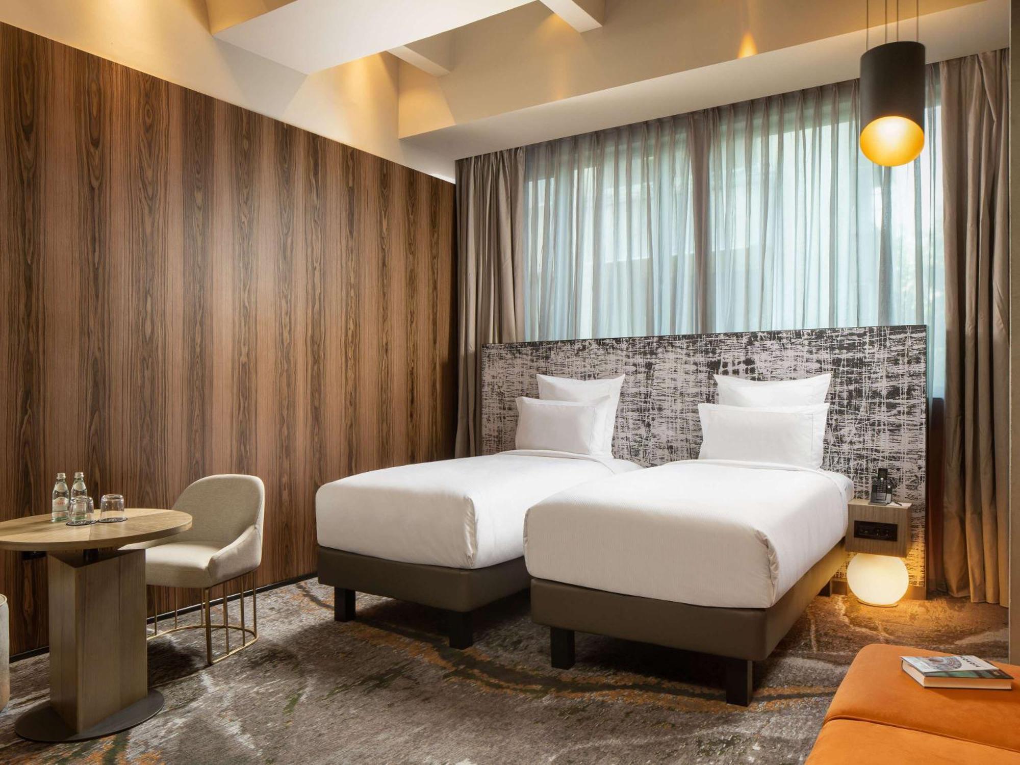 The Emporium Hotel Plovdiv - Mgallery Collection מראה חיצוני תמונה