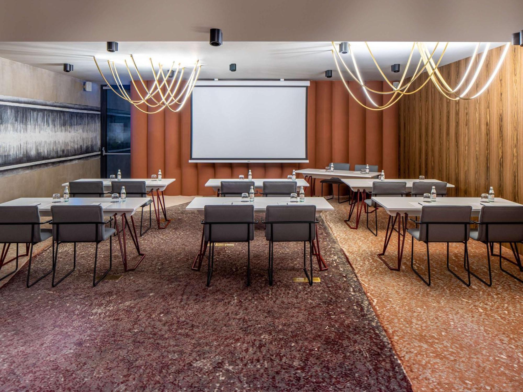 The Emporium Hotel Plovdiv - Mgallery Collection מראה חיצוני תמונה