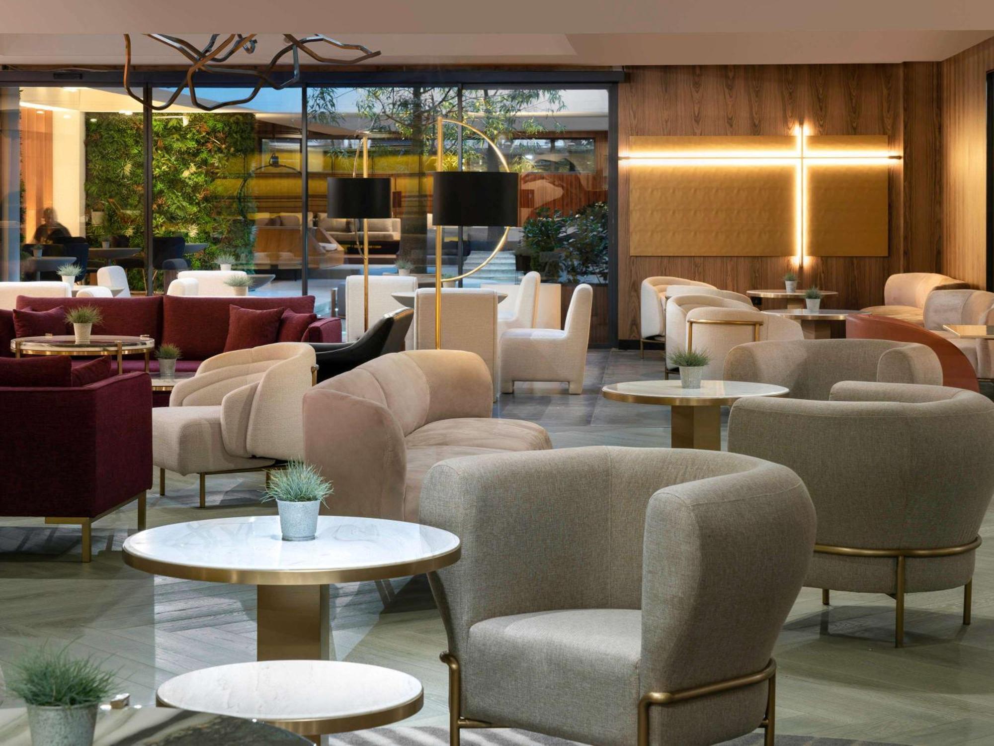 The Emporium Hotel Plovdiv - Mgallery Collection מראה חיצוני תמונה